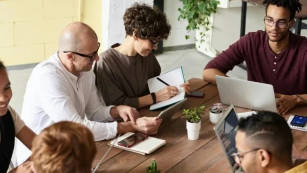 Carpe Verba hat einen Beitrag im Blog zum Thema Kooperation als Schlüssel in der Arbeitswelt 4.0