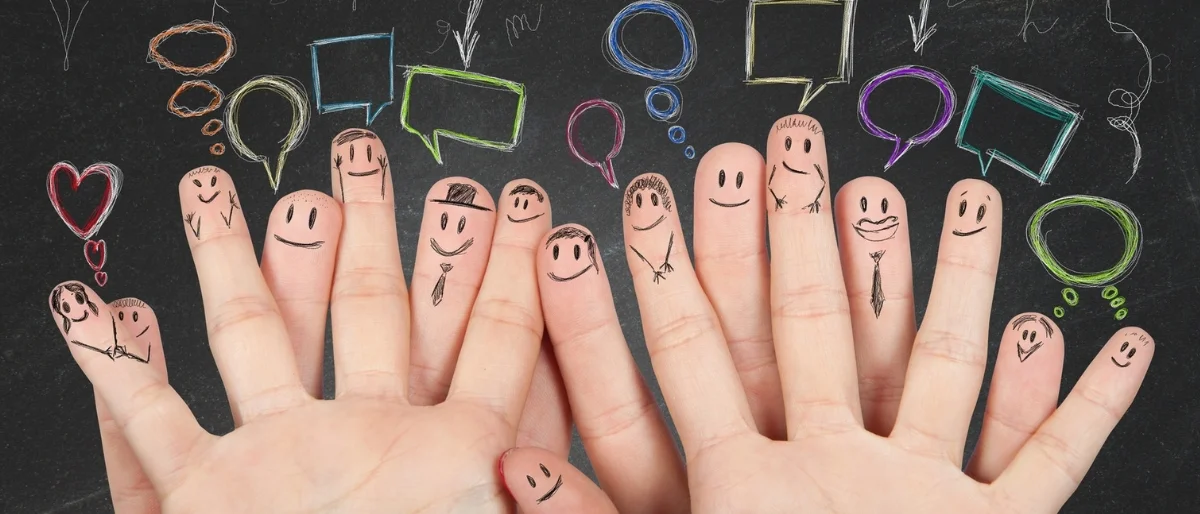 Fingerzeichnung als Symbol für Teamworkshop Teamentwicklung psychologische Sicherheit