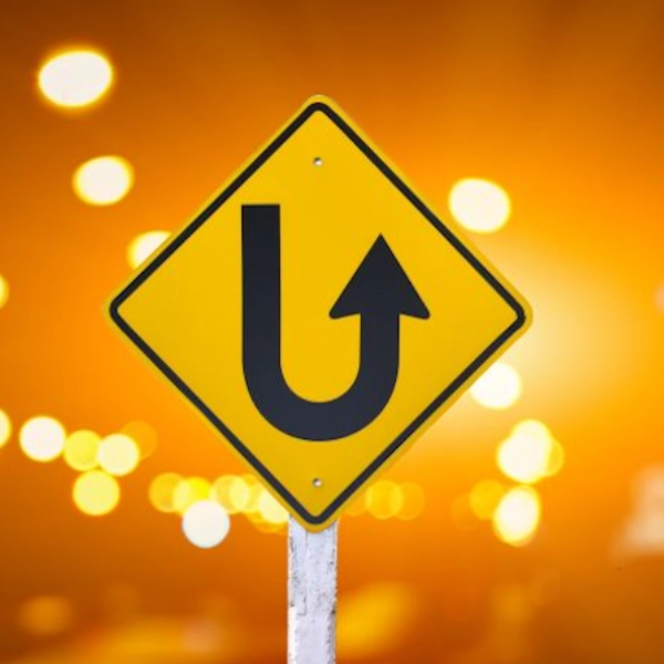 Verkehrsschild als Symbol für die Theorie U