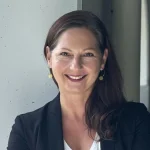 Facilitatorin Kathrin Schloderer bei Carpe verba! in Regensburg
